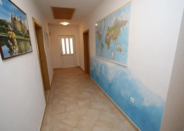 Apartment Tomo Makarska