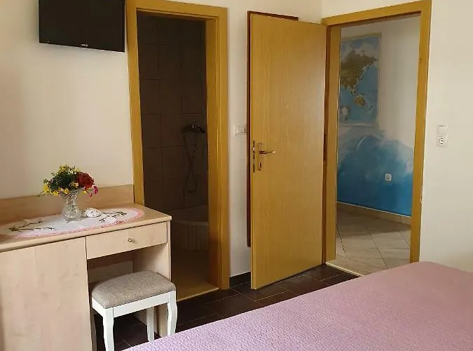 Tomo Lejlighed Makarska