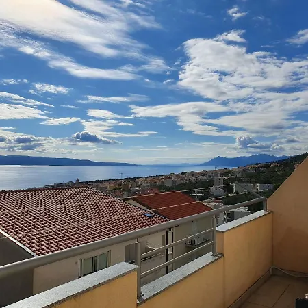 Tomo * Makarska
